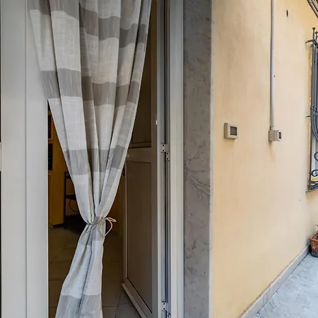 - Near The Station * لا سبيتسْيا