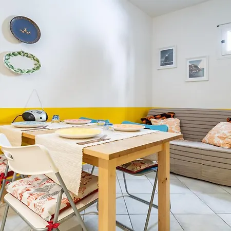 Guesthost - - Near The Station La Spezia